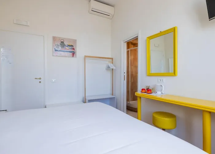 Temple View Fcollection Superior Relais