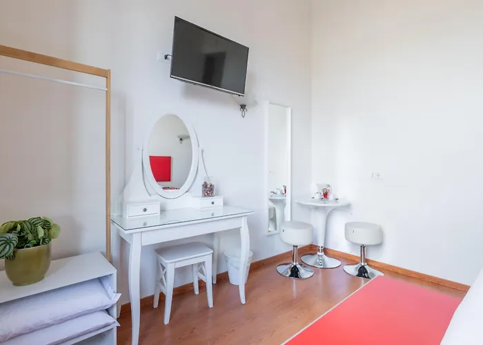 Temple View Fcollection Superior Relais