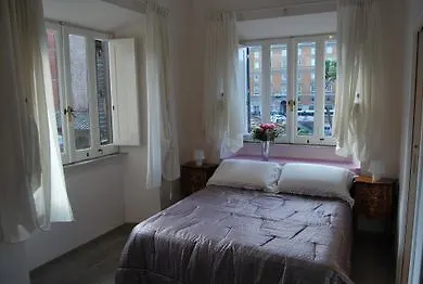 Temple View Fcollection Superior Relais